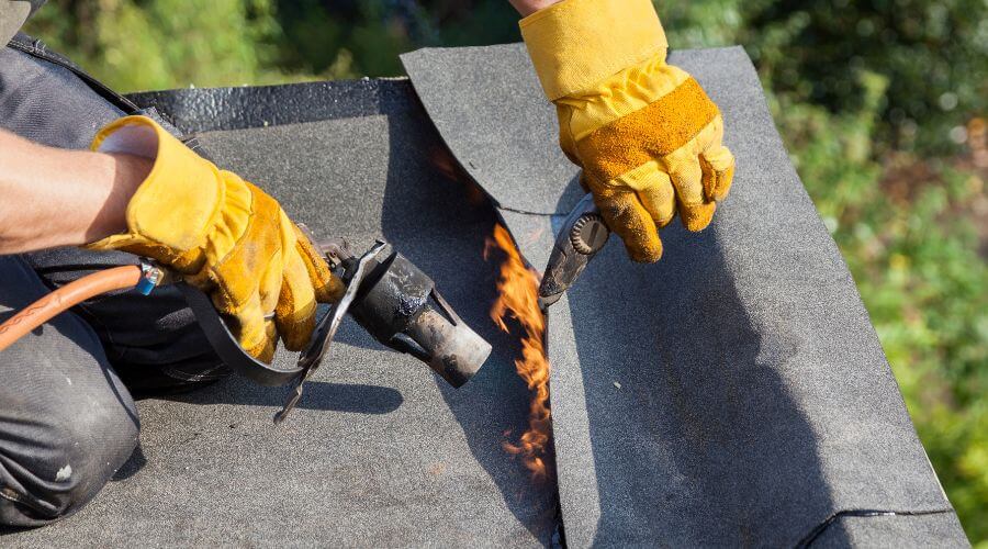 Professional flood damage restoration services in Knoxville, AR